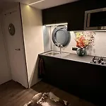 Tekne Exclusieve Houseboat La Mare 12 X 5 Meter Met Sauna En Hottup