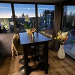 Tekne Exclusieve Houseboat La Mare 12 X 5 Meter Met Sauna En Hottup *