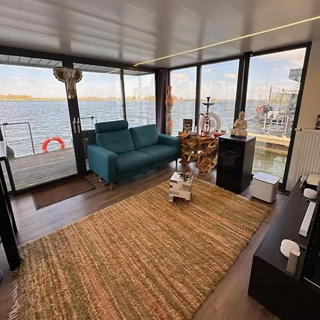 Botel Exclusieve Houseboat La Mare 12 X 5 Meter Met Sauna, Hottup En Airco