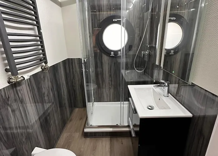 Botel Exclusieve Houseboat La Mare 12 X 5 Meter Met Sauna *