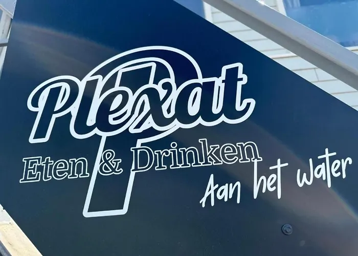 Båthotell Exclusieve Houseboat La Mare 12 X 5 M, Vanaf 13 Januari 2026 Met Sauna En Hottup