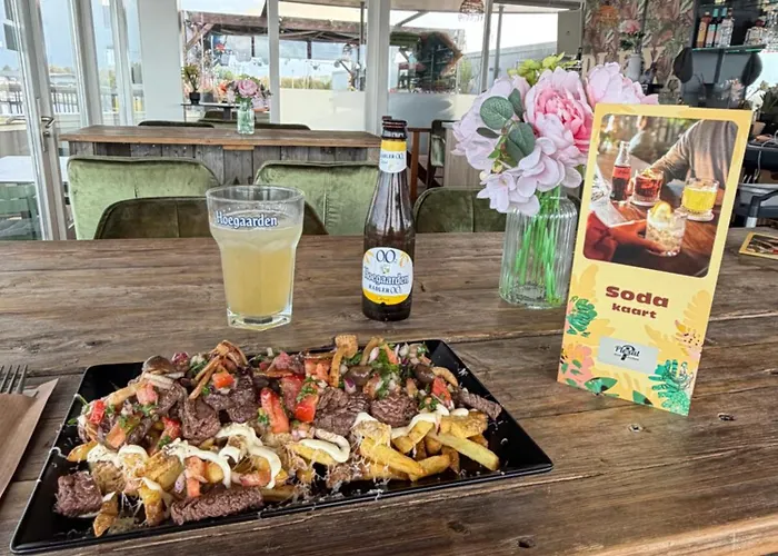 Botel Exclusieve Houseboat La Mare 12 X 5 Meter Met Sauna Maasbommel